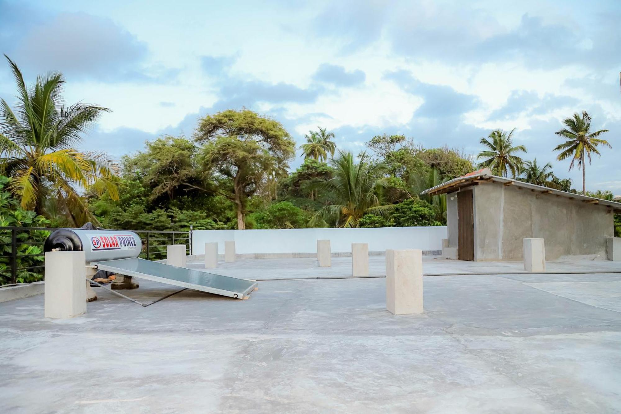 Lotus Grand Rest Hotel Mirissa Exterior photo